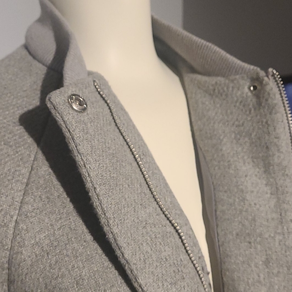 TU Branded crew neck grey coat - Picture 5 of 15